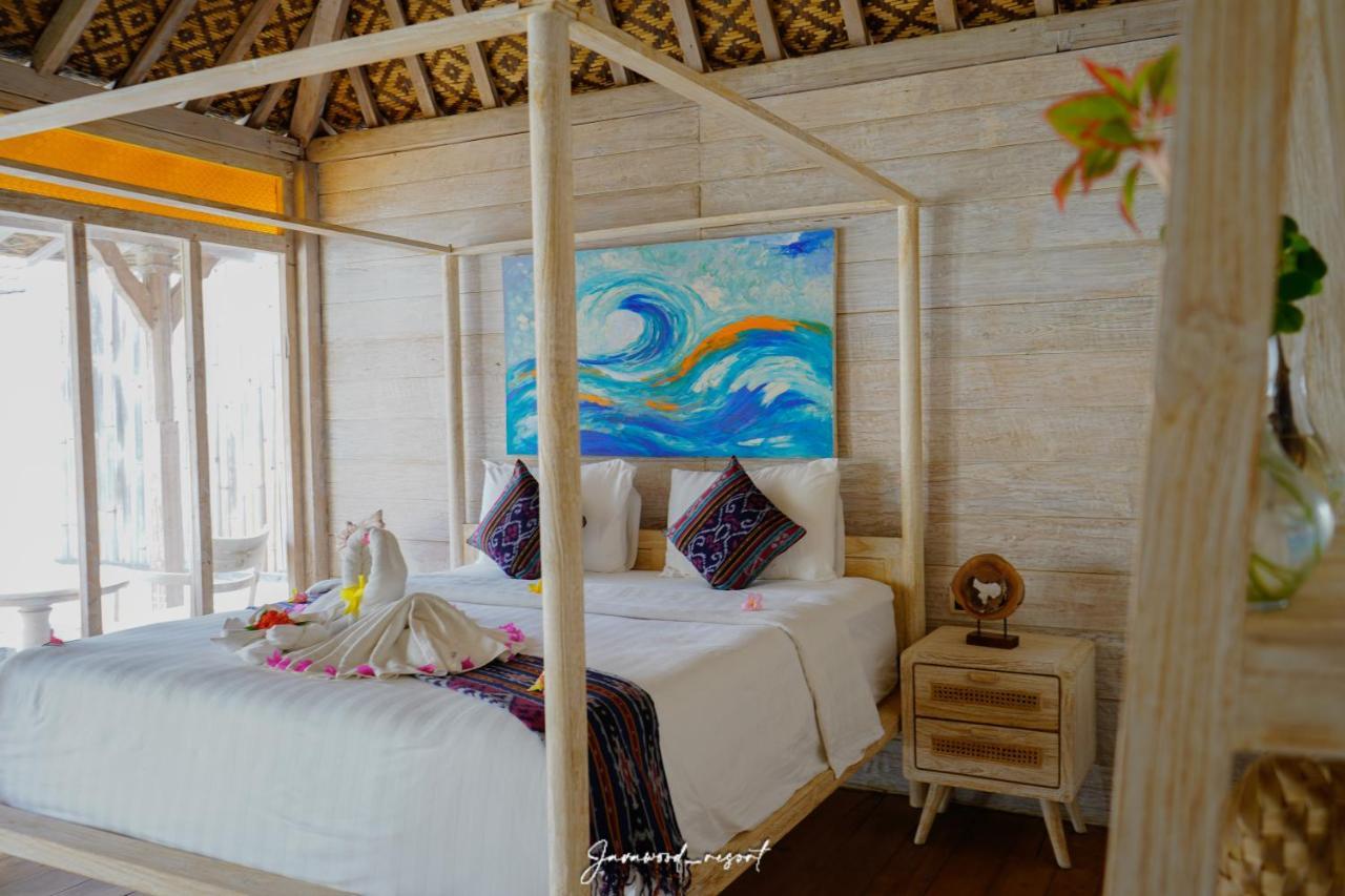 Wood Hotel